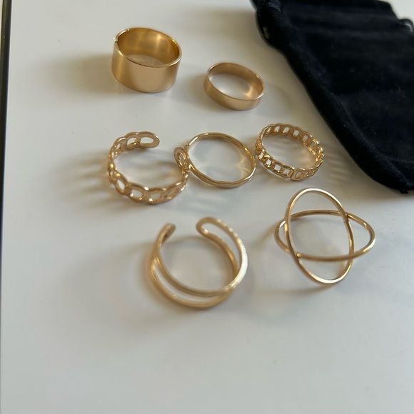 Gold rings bundle with ring cuffs 💅🏼 - Picture 1 of 4